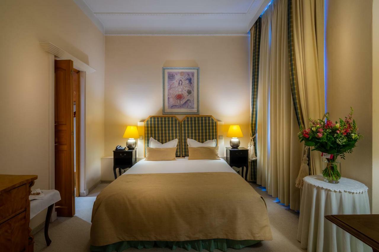 Hotel Firean Антверпен Экстерьер фото