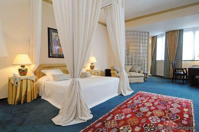 Hotel Firean Антверпен Экстерьер фото